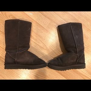 Brown ugg boots